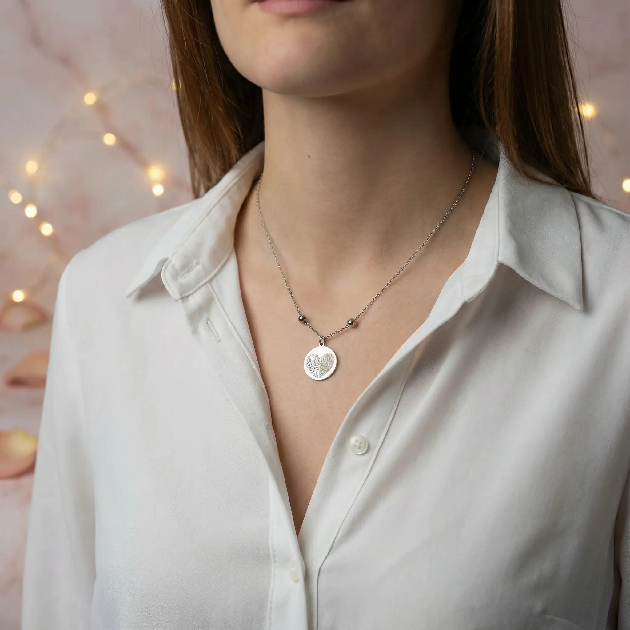 Warum personalisierter Schmuck das perfekte Muttertagsgeschenk ist