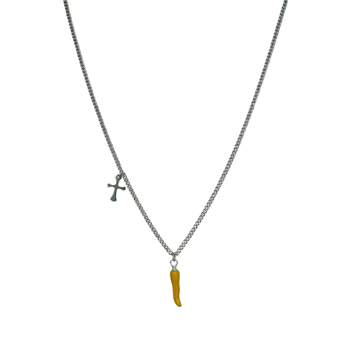 Edelstahlkette mit gelbem Chili-Anhänger und seitlichem Kreuz, symbolische Halskette aus Edelstahl.