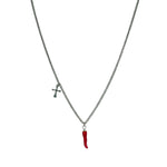Silberfarbene Halskette mit rotem Chili-Anhänger und Kreuz-Detail, moderner Glücksanhänger.