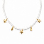 Goldene Sommer Halskette mit weißen Perlen und maritimen Charms
